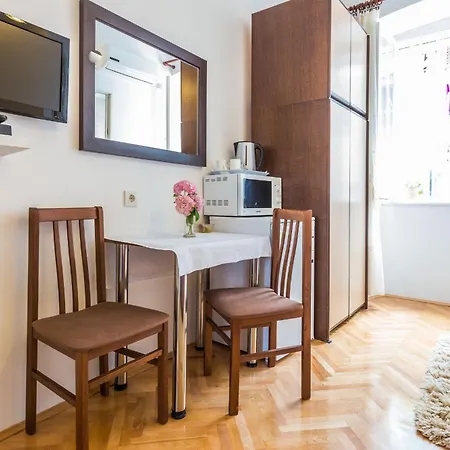Mila Room In Old Town Centre Zadar